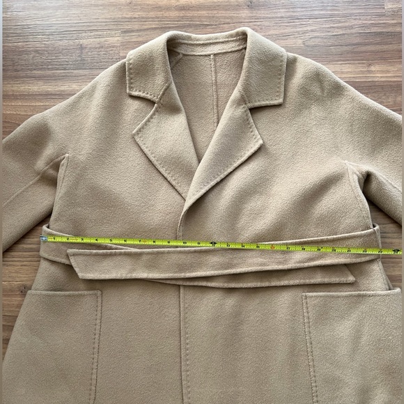 Cashmere Wool Coat - Picture 9 of 11